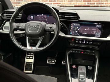 Car image 37