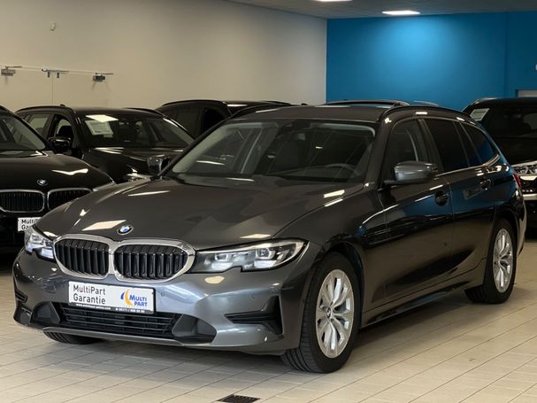 BMW 320d Touring xDrive 140 kW image number 6