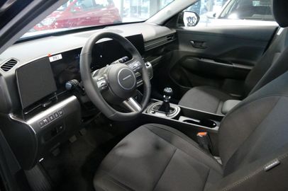 Car image 11