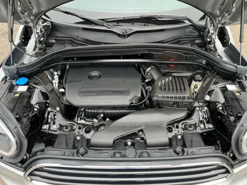 Car image 41