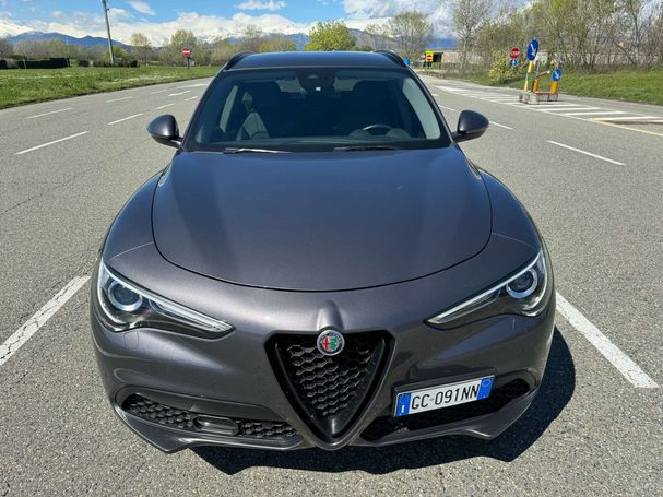 Alfa Romeo Stelvio 2.2 Q4 140 kW image number 3