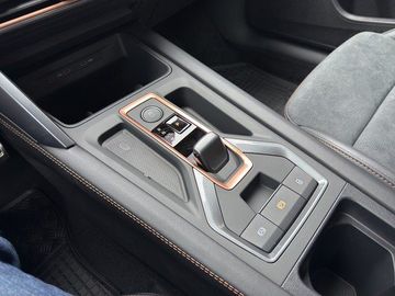 Car image 21