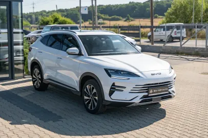 Car image 37