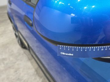 Car image 27