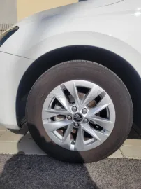 Car image 42