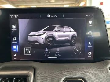 Car image 28
