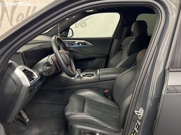 Car image 37