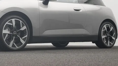 Car image 22