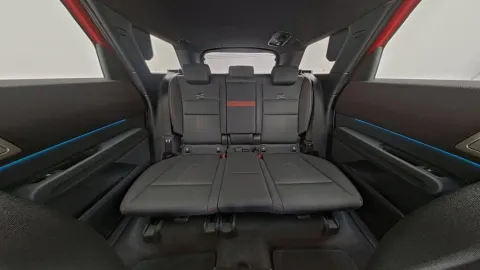 Car image 25