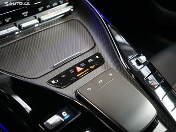 Car image 36