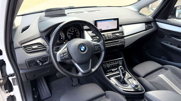 BMW 218d Gran Tourer 110 kW image number 9