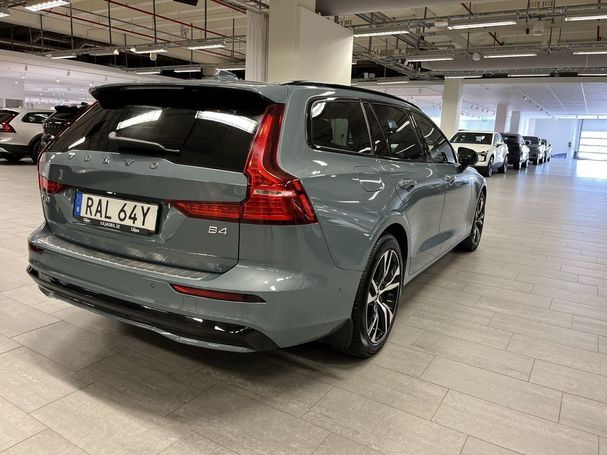 Volvo V60 B4 Plus 147 kW image number 13