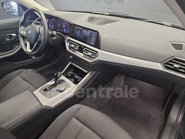 BMW 320 Touring 150 kW image number 14