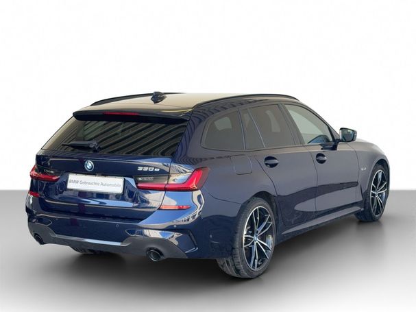 BMW 330 e Touring M Sport 215 kW image number 3