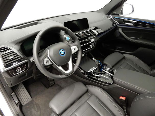 BMW iX3 80 kWh 210 kW image number 6