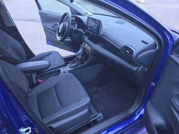 Car image 11