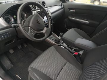 Car image 11