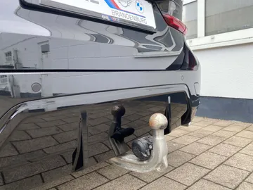 Car image 32