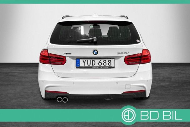 BMW 320i Touring xDrive 135 kW image number 2