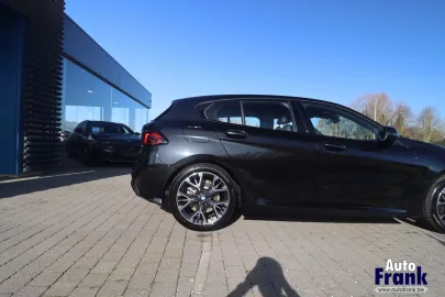 Car image 41