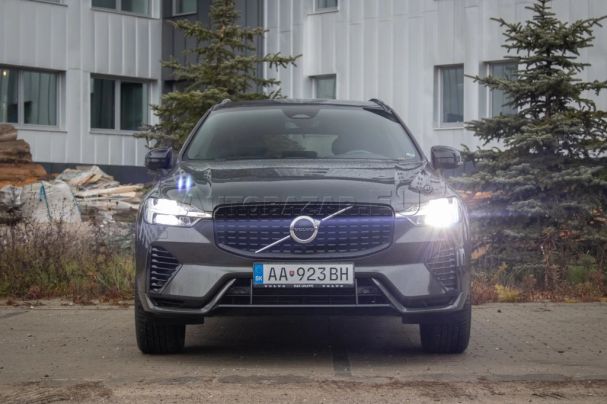 Volvo XC60 Recharge T6 Inscription Expression AWD 251 kW image number 3