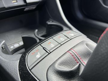 Car image 28