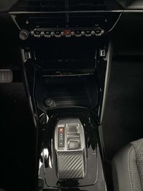 Car image 47