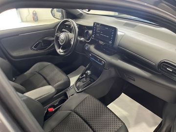 Car image 10