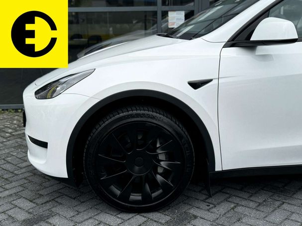 Tesla Model Y AWD 220 kW image number 43