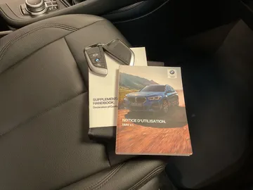 Car image 27