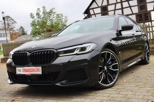 BMW 540d Touring M Sport xDrive 250 kW image number 2