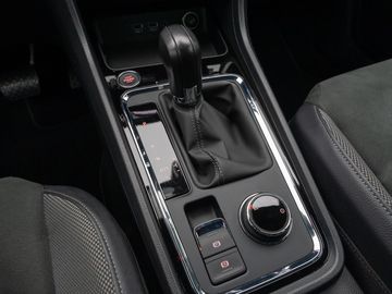 Car image 31