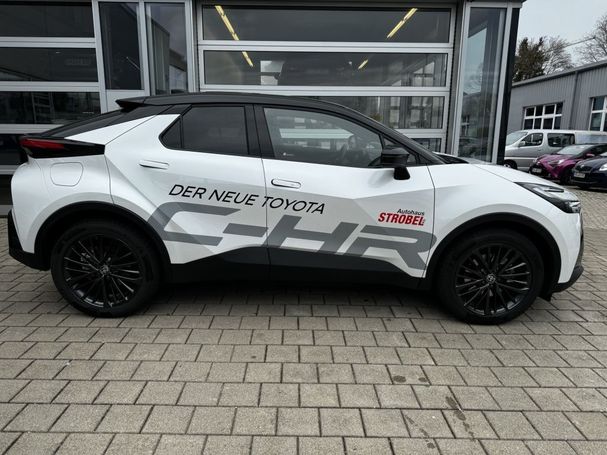 Toyota C-HR 2.0 Plug-In Hybrid 164 kW image number 3