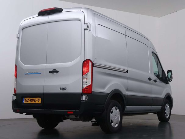 Ford E-Transit 425 L2 Trend 135 kW image number 4