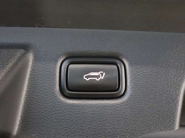 Car image 37