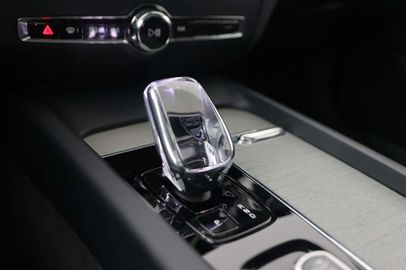 Car image 36