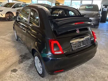 Car image 18