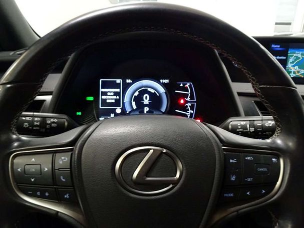 Lexus UX 250h 135 kW image number 11