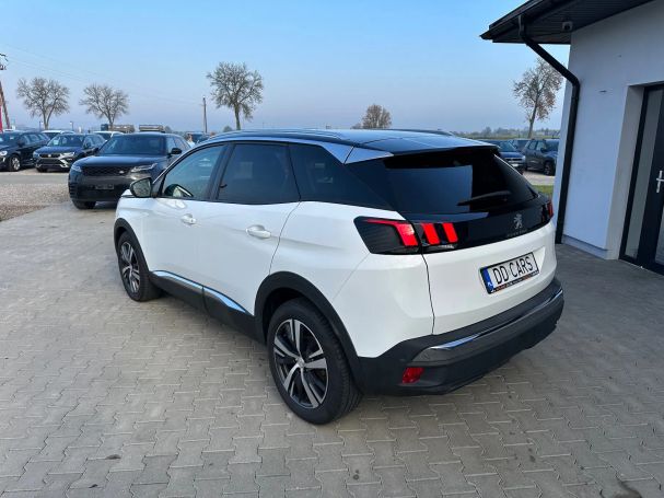 Peugeot 3008 BlueHDi 120 Allure 88 kW image number 9