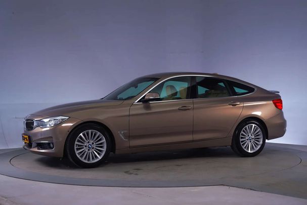 BMW 320i Gran Turismo 135 kW image number 3