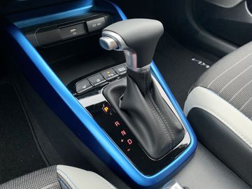 Car image 24