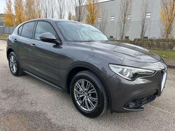 Alfa Romeo Stelvio 2.2 Q4 140 kW image number 2