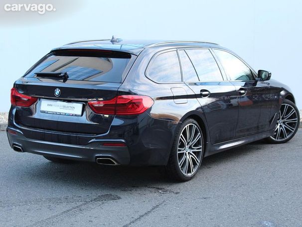 BMW 530d Touring xDrive 195 kW image number 3