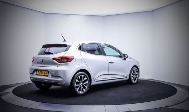 Renault Clio TCe 140 Intens 104 kW image number 2