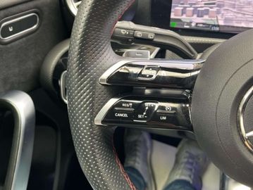 Car image 38