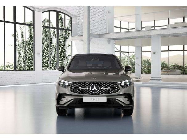 Mercedes-Benz GLC 300 e AMG 4Matic 230 kW image number 4