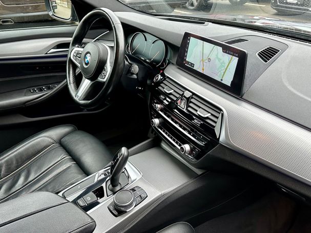 BMW 530i Touring xDrive 185 kW image number 10