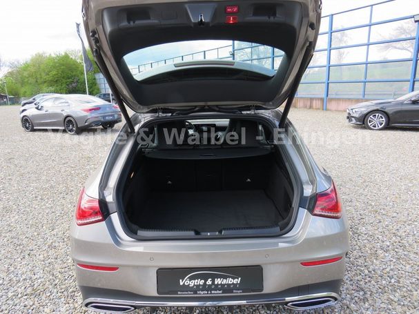 Mercedes-Benz CLA 200 Shooting Brake CLA 200 AMG Line 120 kW image number 7