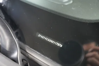 Car image 38