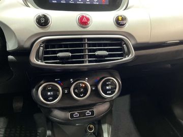 Car image 36